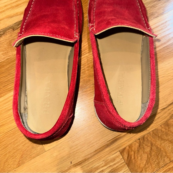 Prada suede loafers men (red). Size 42. Look New - Picture 4 of 6